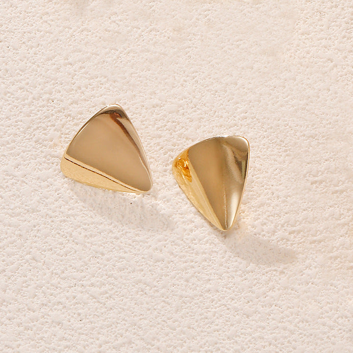 Ladies earrings in artistic face design Nin Boutique