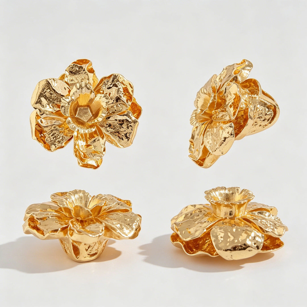 Ladies earrings in artistic flower design Nin Boutique
