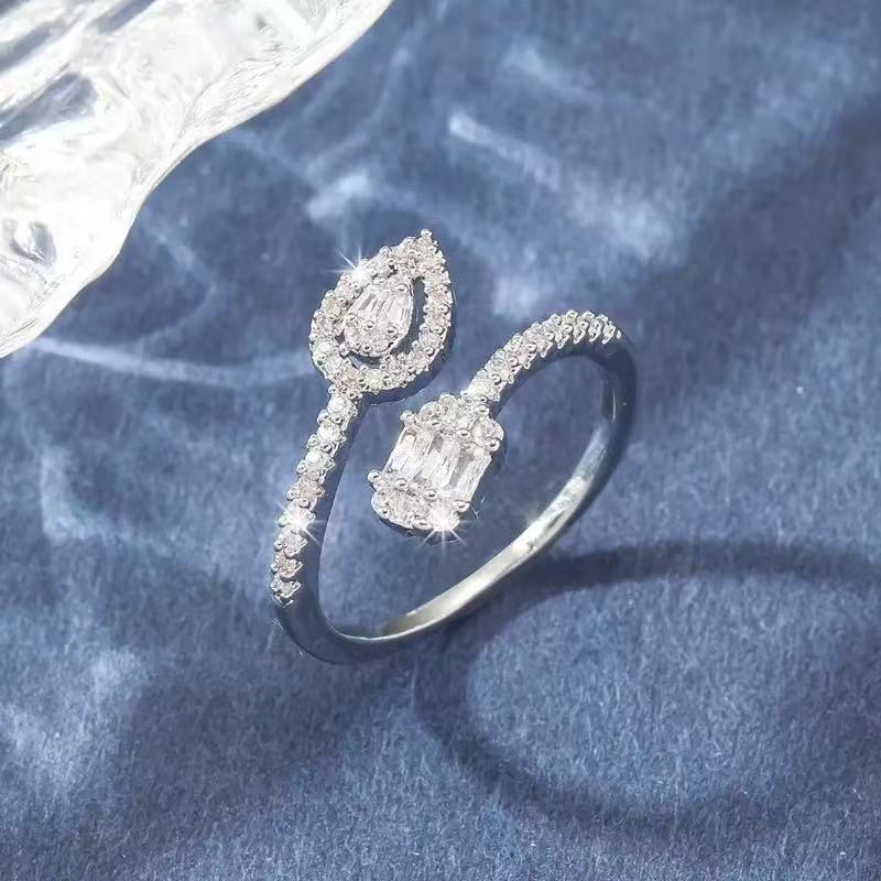 Women's elegant ring with sparkling zirconia and double-set design Nin Boutique