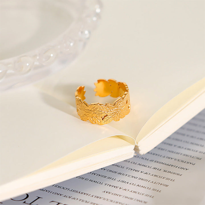 Ladies Ring in elegant crocodile design Nin Boutique