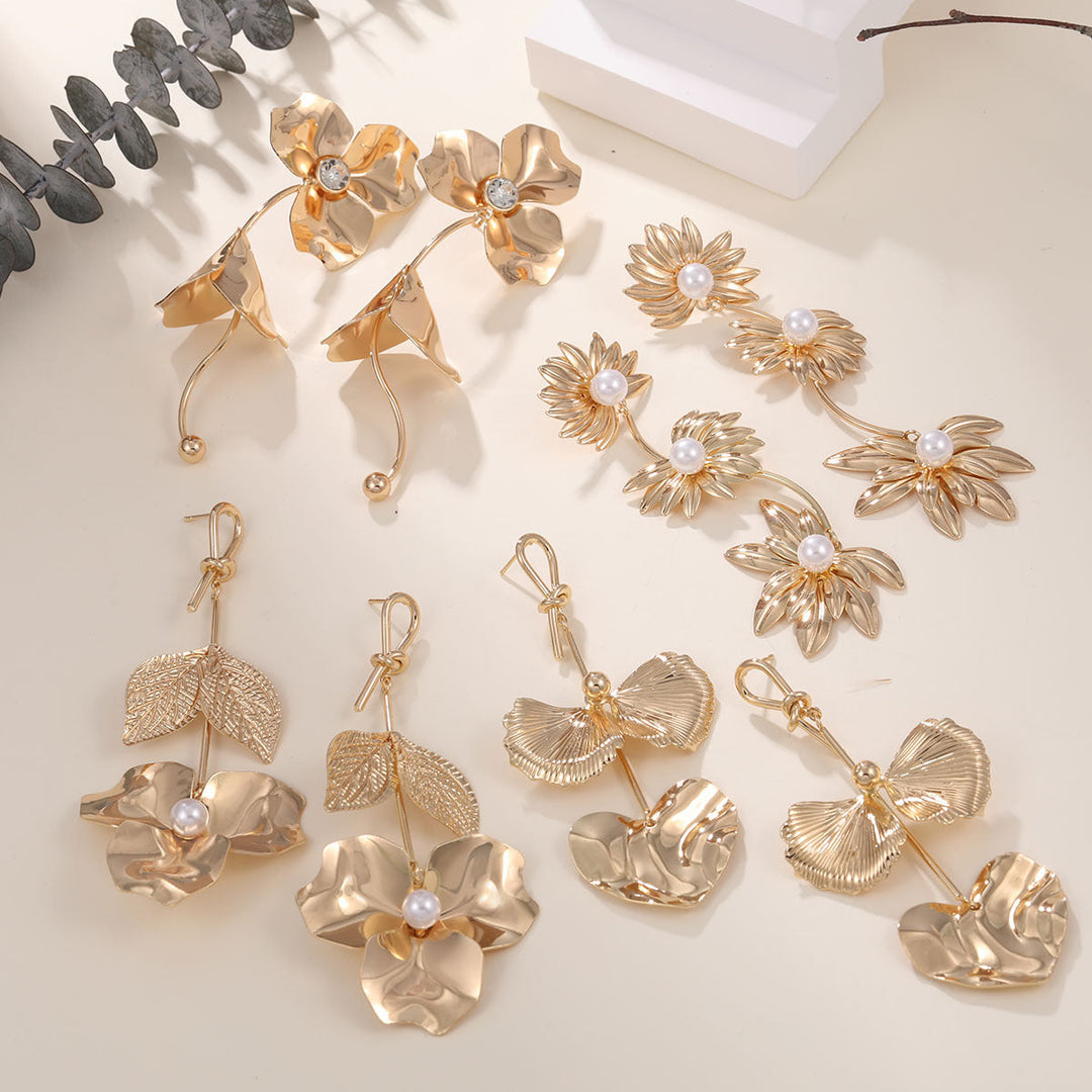 Women's earrings in elegant flower design Nin Boutique