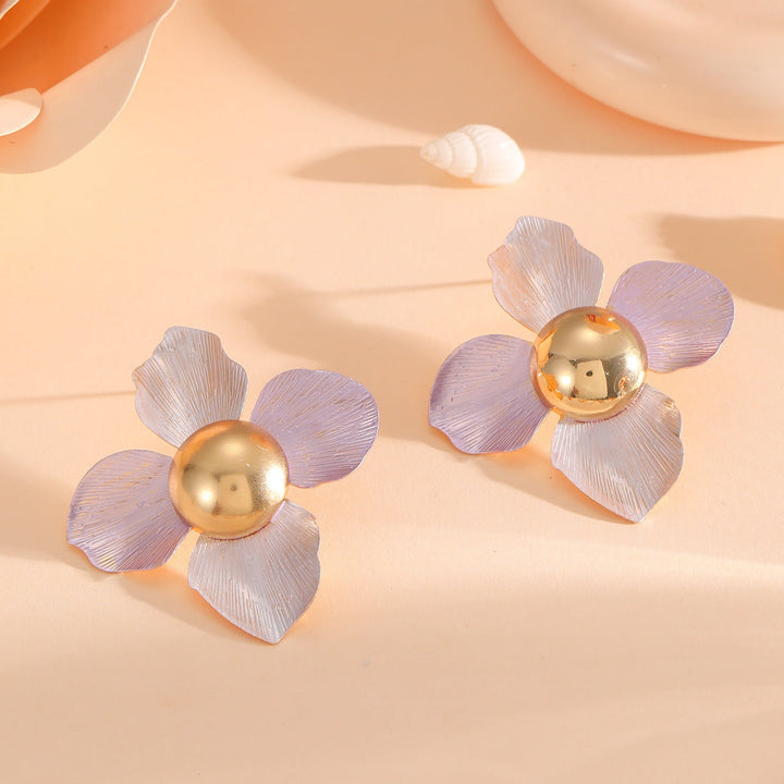 Women's earrings with artistic floral design Nin Boutique