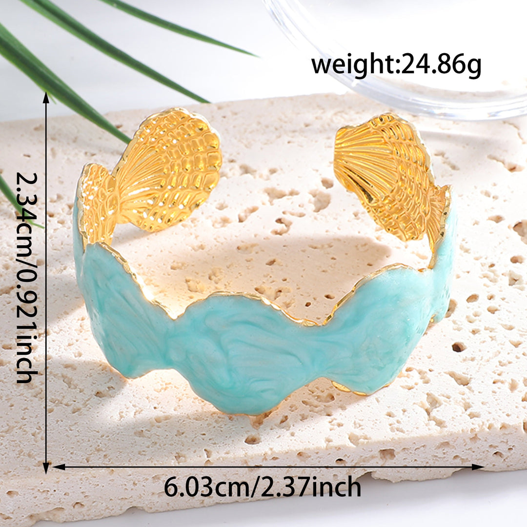 Ladies Elegant Shell Bracelet made of fine metal and epoxy resin Nin Boutique