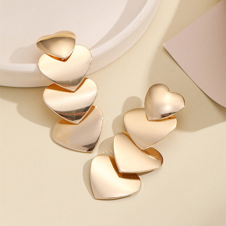 Women's earrings with sculptural, flower-shaped design Nin Boutique