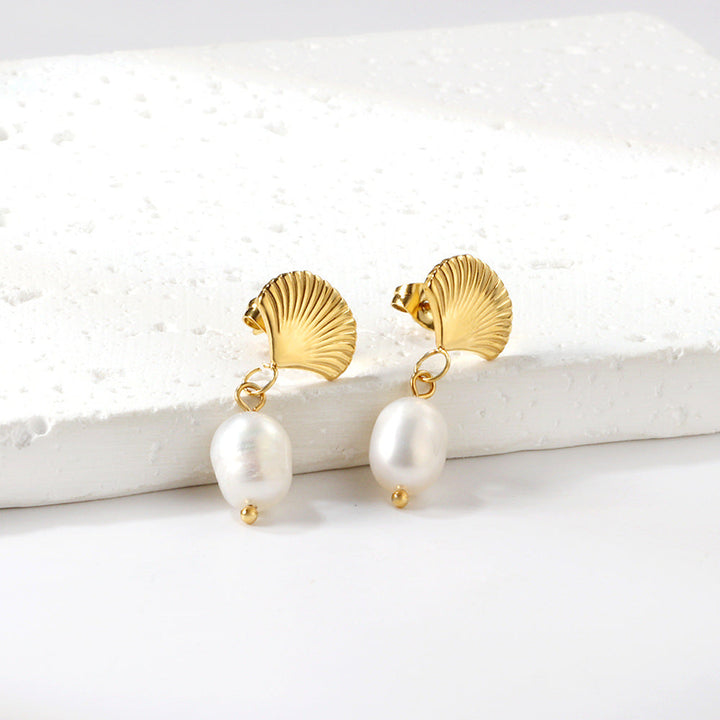 Women’s earrings with shell design and pearl Nin Boutique