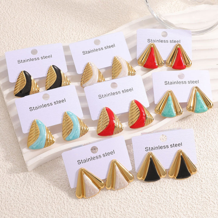 Women's earrings in modern geometric design Nin Boutique