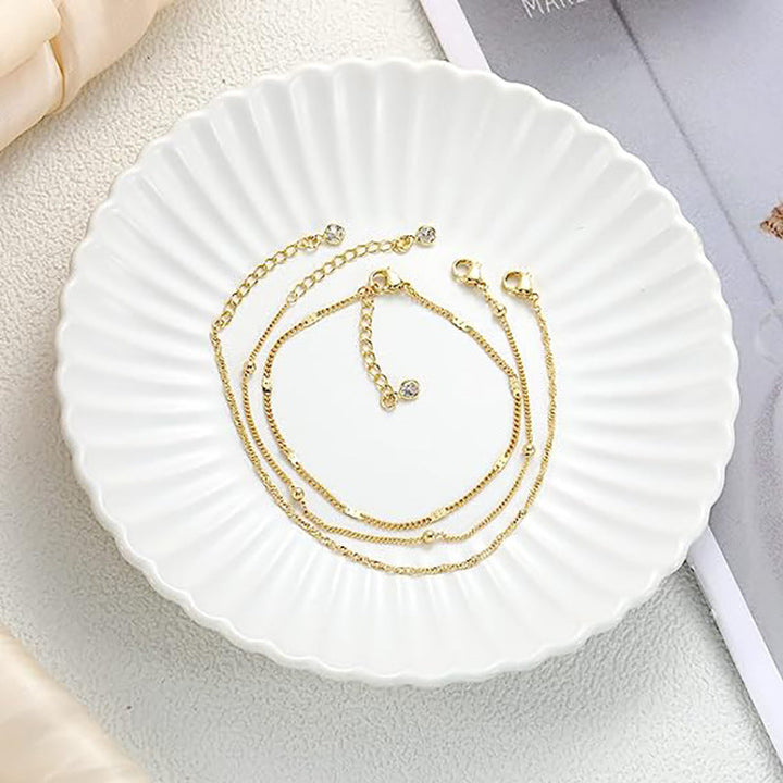 Women's delicate ankle chain set with fine links and sparkling zirconia details Nin Boutique