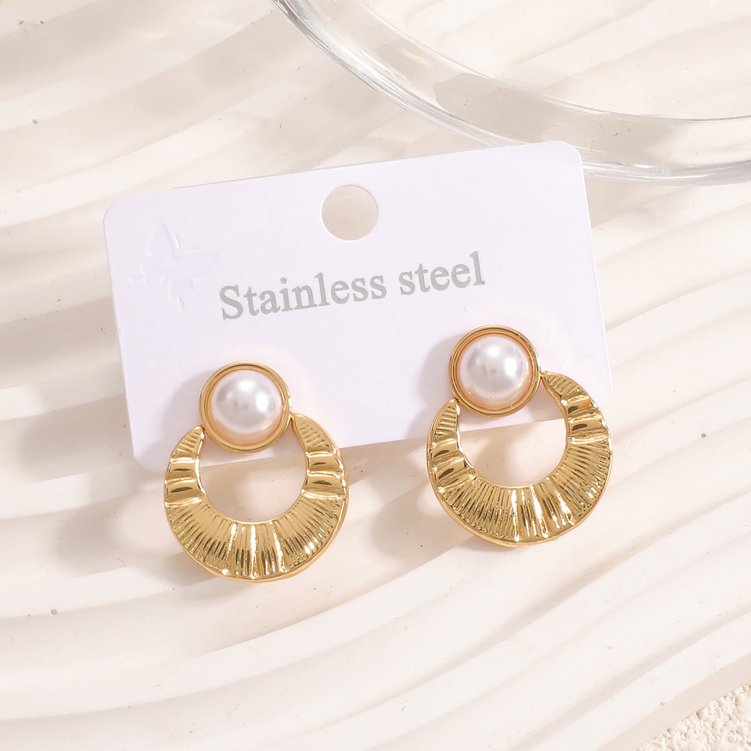Women’s earrings in stylish heart design Nin Boutique