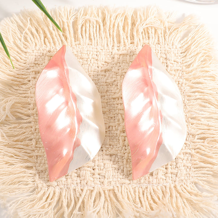 Ladies earrings in unique leaf design Nin Boutique