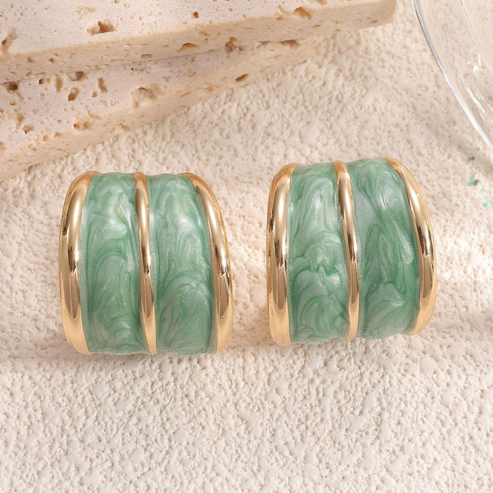 Women’s earrings in modern, textured design Nin Boutique