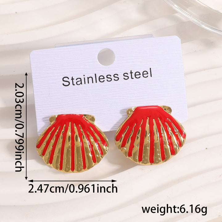 Ladies earrings in exclusive shell design Nin Boutique