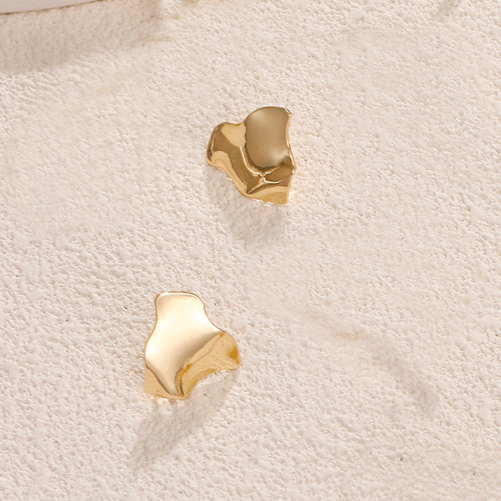 Women's earrings in intricate flower design Nin Boutique