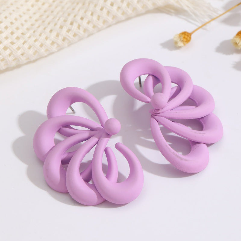 Women's earrings in artistic spiral pattern Nin Boutique