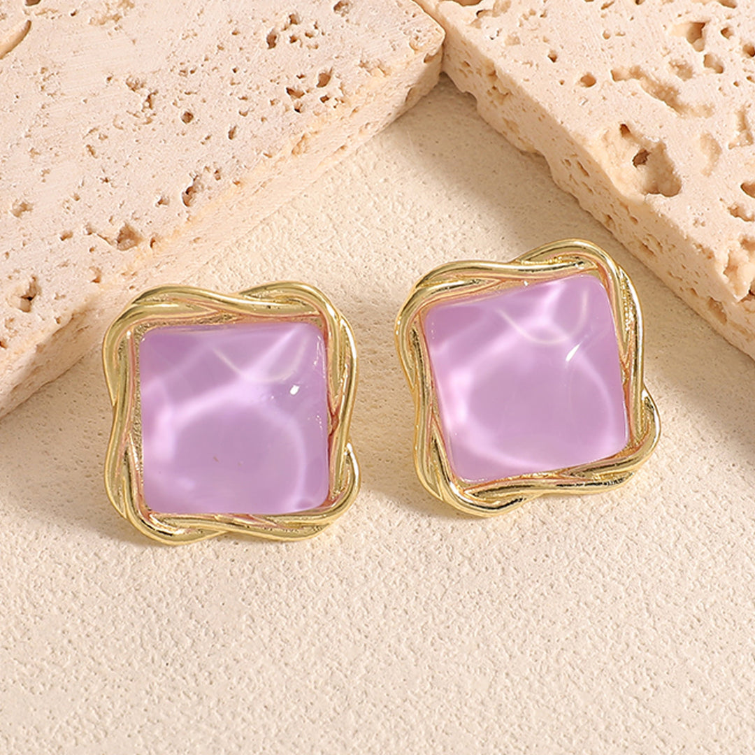 Women's stud earrings with intricate heart design Nin Boutique
