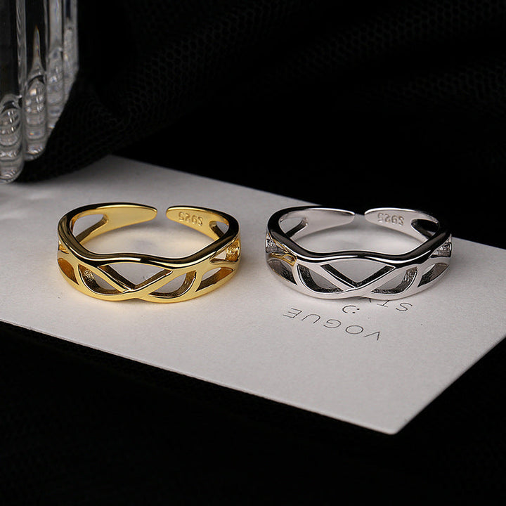 Women’s ring with curved design and elegant cutouts Nin Boutique