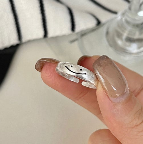 Women's ring with cheerful smiley design Nin Boutique