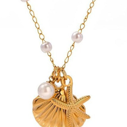 Women's necklace in maritime style with shells and pearl pendants Nin Boutique