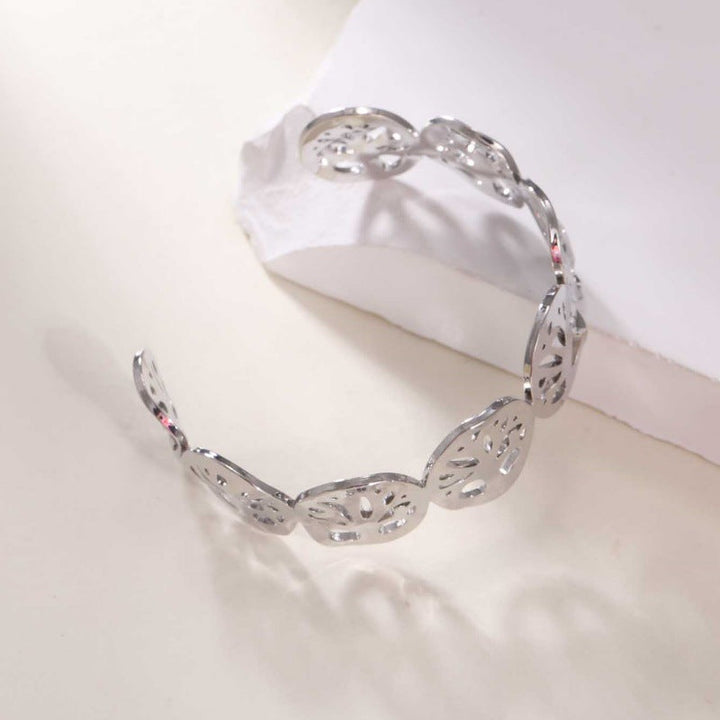 Women Open Bangle in Modern Bamboo Design Nin Boutique