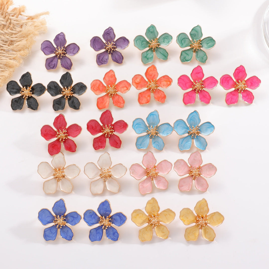 Ladies Earrings in Artistic Flower Style Nin Boutique