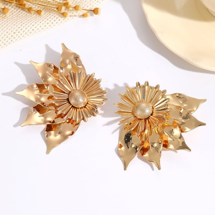Women's earrings in artistic sunflower design Nin Boutique