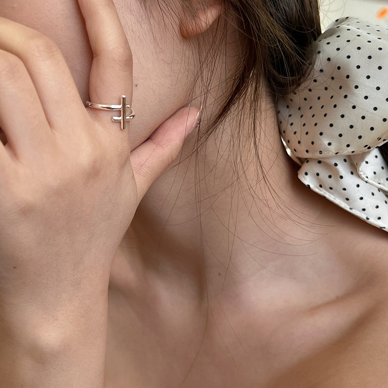 Women's Open Ring with Modern Minimalist Design Nin Boutique