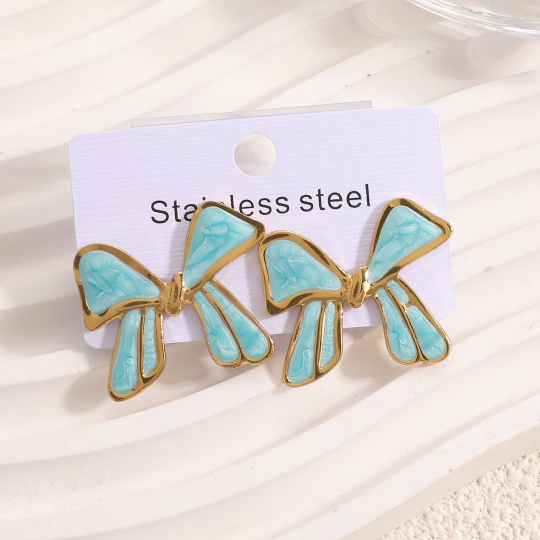 Ladies earrings in elegant cloverleaf design Nin Boutique