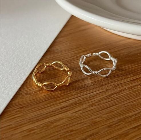 Women's Open Ring with Elegant Wire Design Nin Boutique