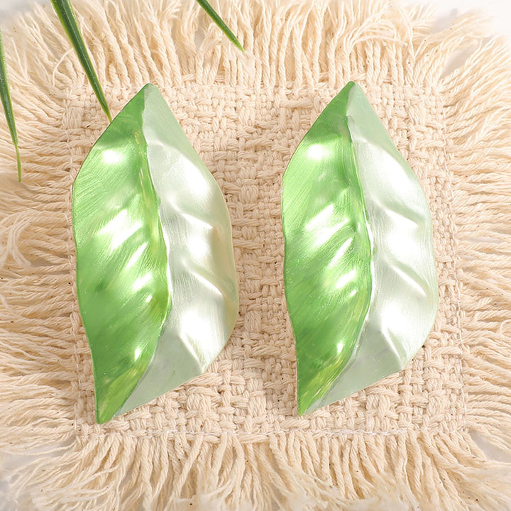 Ladies earrings in unique leaf design Nin Boutique