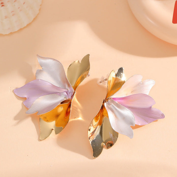 Ladies earrings with intricate petal design Nin Boutique
