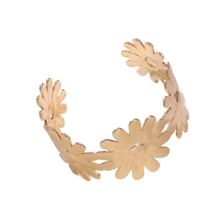 Women's Open Bangle with Elegant Wave Design Nin Boutique