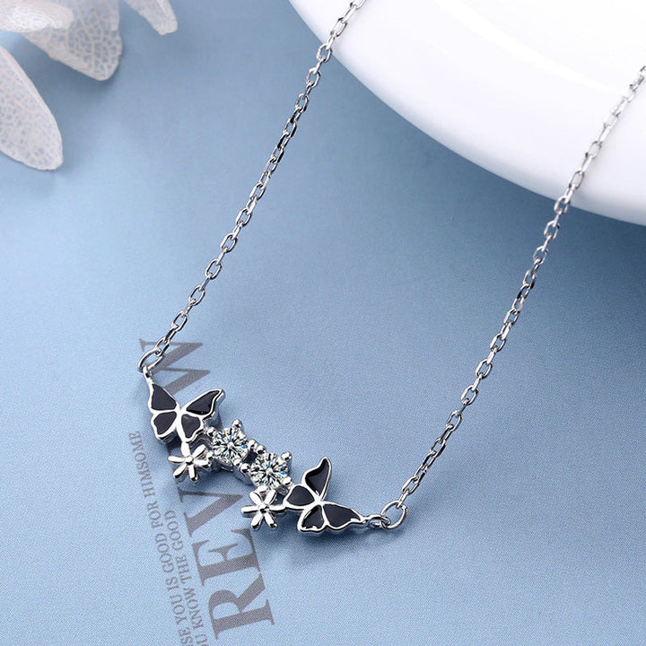 Women's necklace with delicate butterfly design and sparkling zirconia Nin Boutique