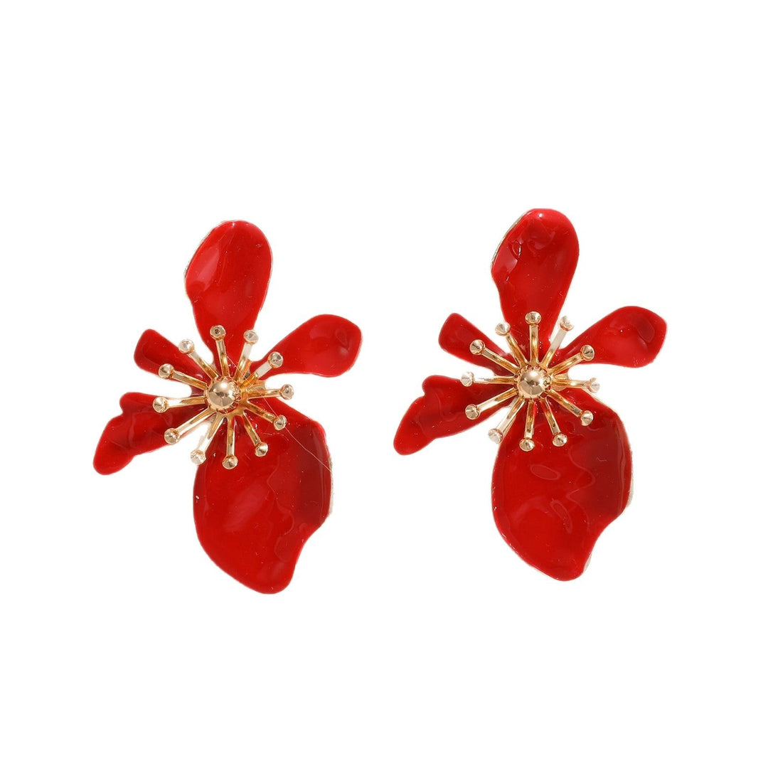 Ladies Earrings with intricate floral motif Nin Boutique