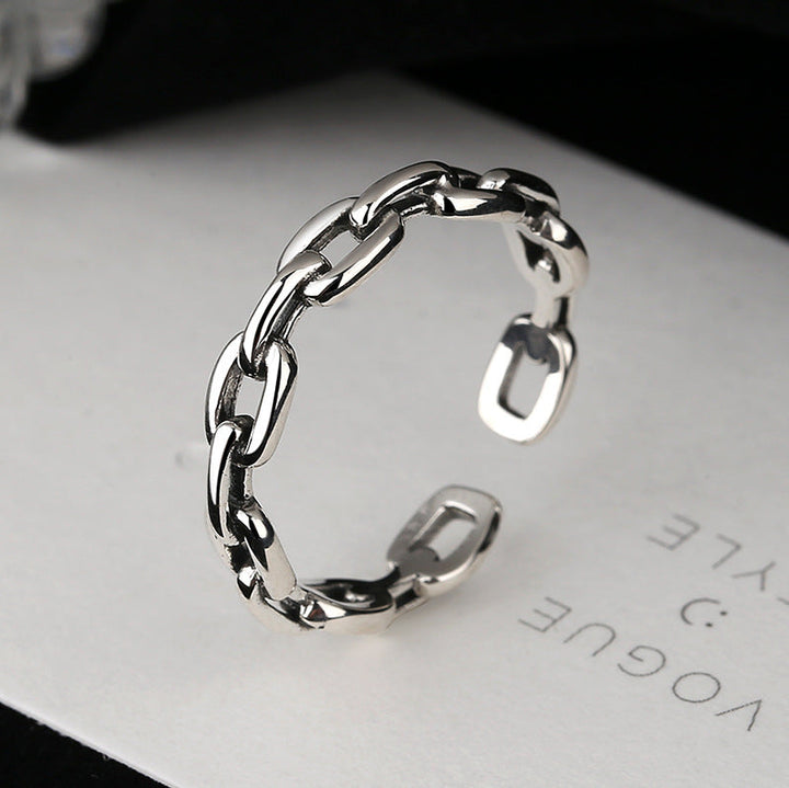 Women's ring with modern chain links Nin Boutique