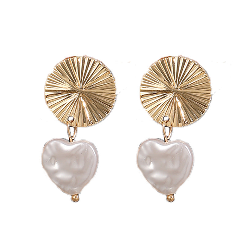 Women earrings with elegant butterfly pendant Nin Boutique
