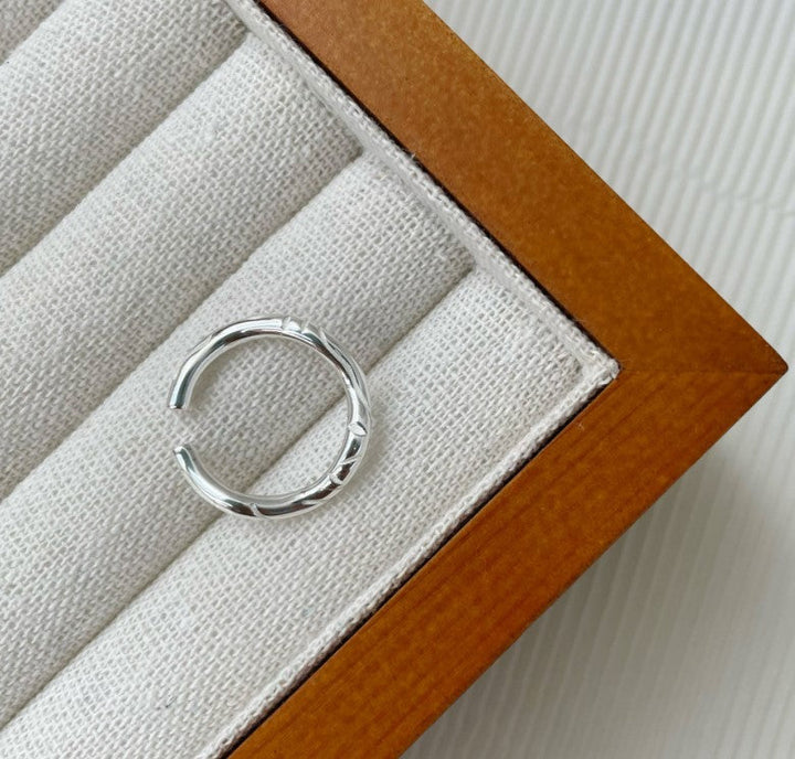 Women's open ring with elegant, decorative design Nin Boutique