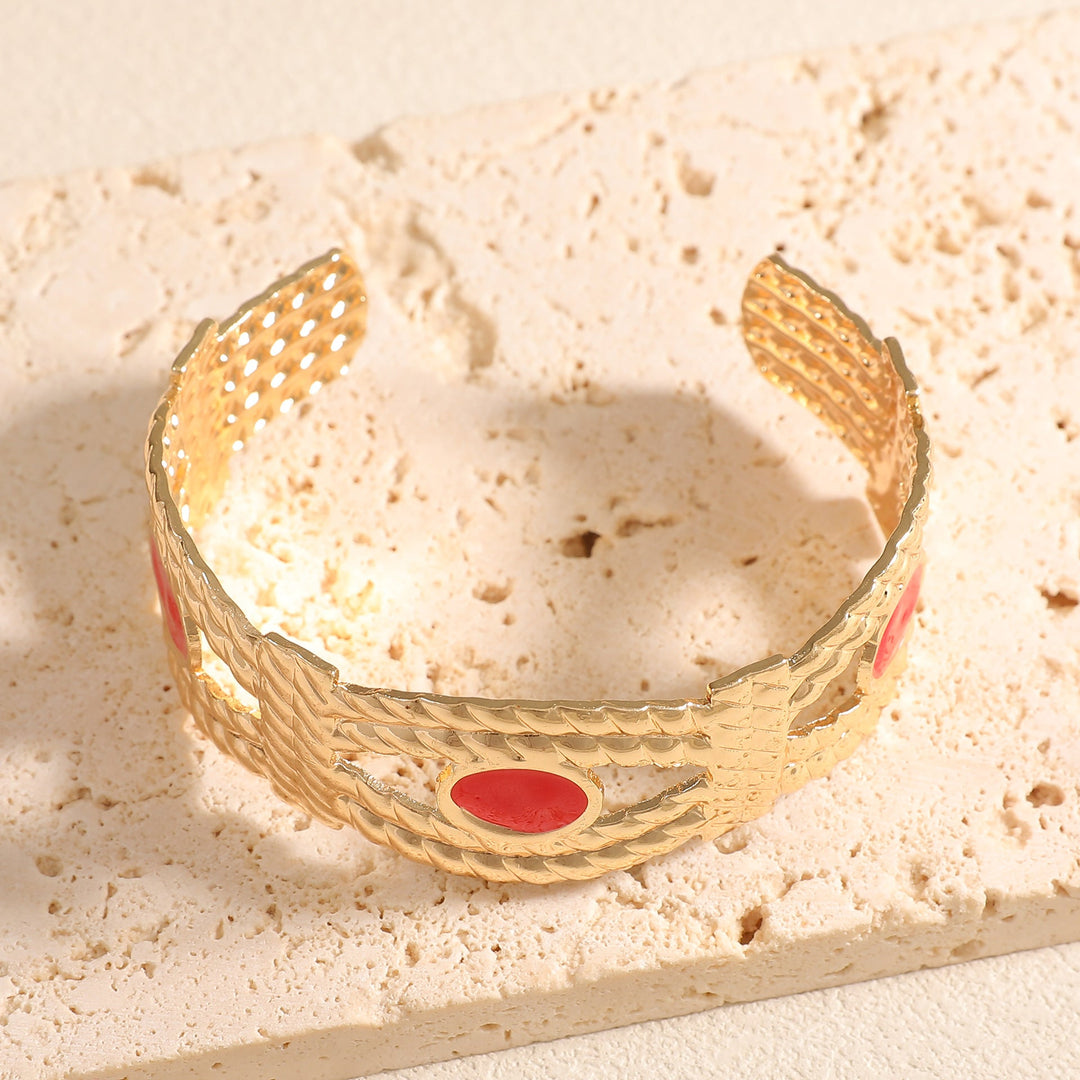 Women Open Bangle with Artistic Braided Pattern Nin Boutique