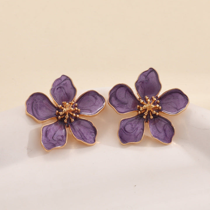 Ladies Earrings in Artistic Flower Style Nin Boutique