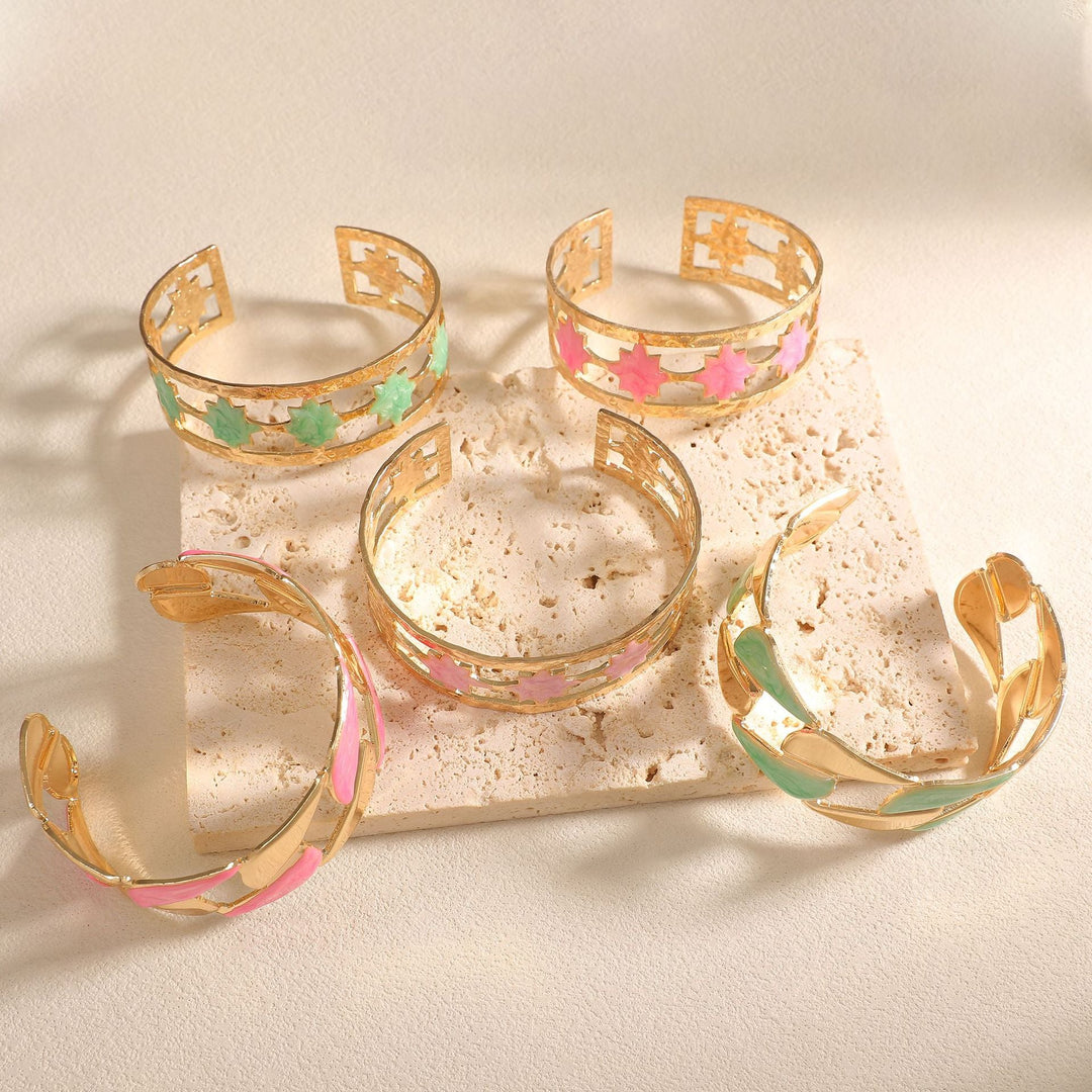 Women's Open Bangle with Elegant Leaf Design Nin Boutique