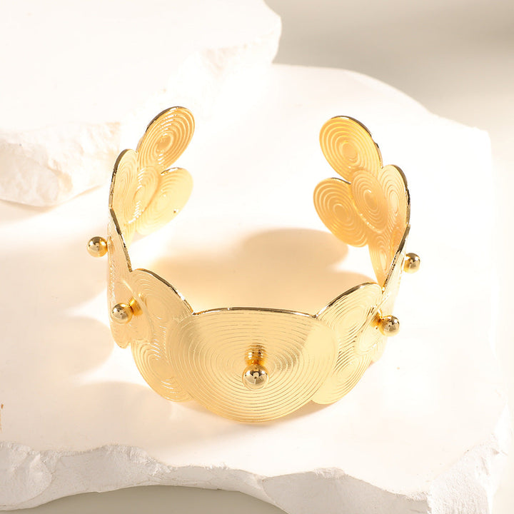 Women's Open Bangle with Artistic Relief Design Nin Boutique