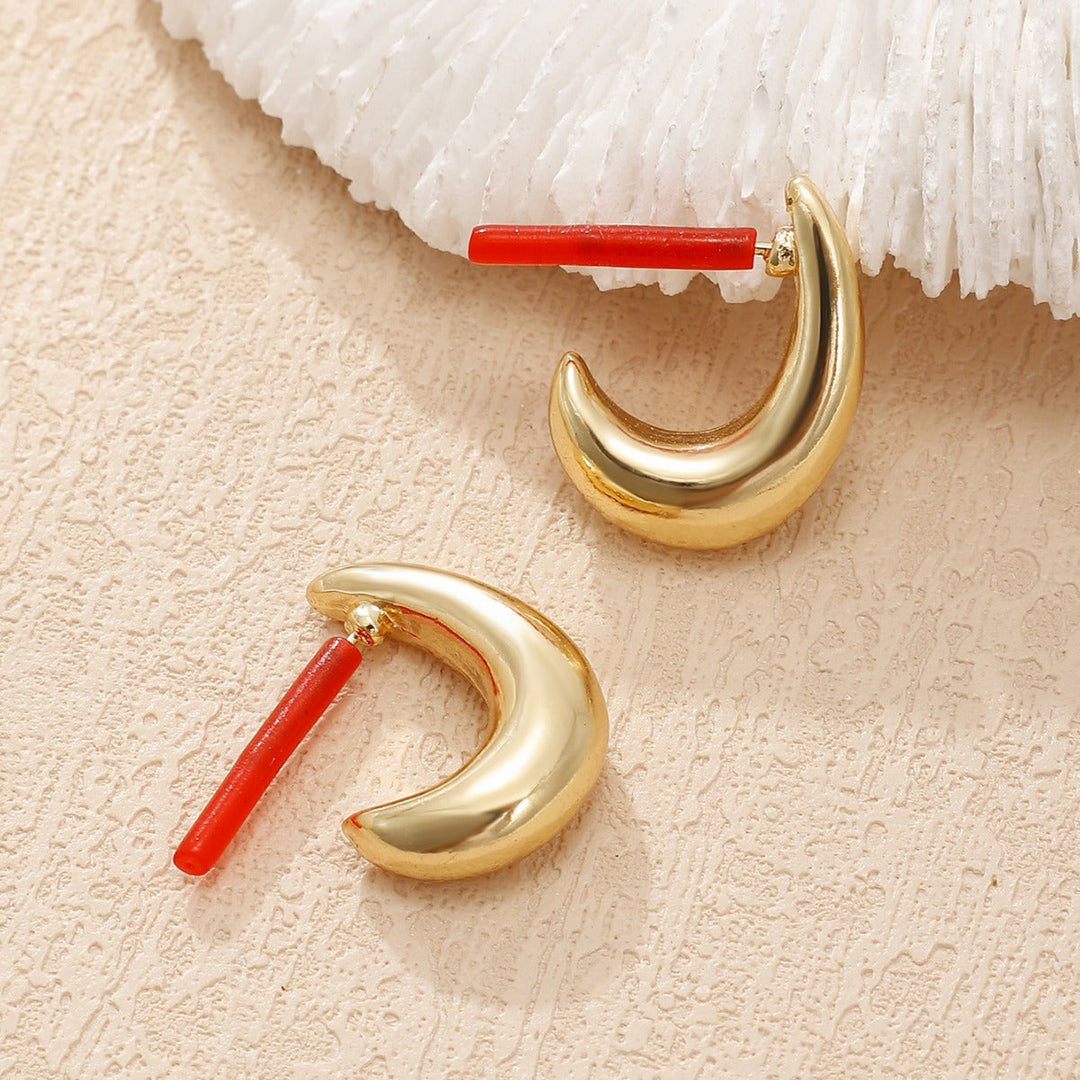 Women's earrings with modern, asymmetric design Nin Boutique