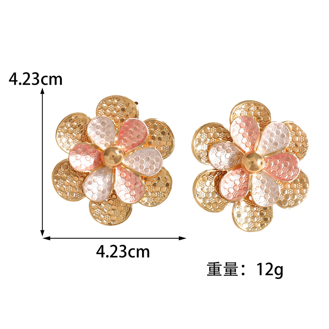 Ladies earrings in artistic floral pattern Nin Boutique