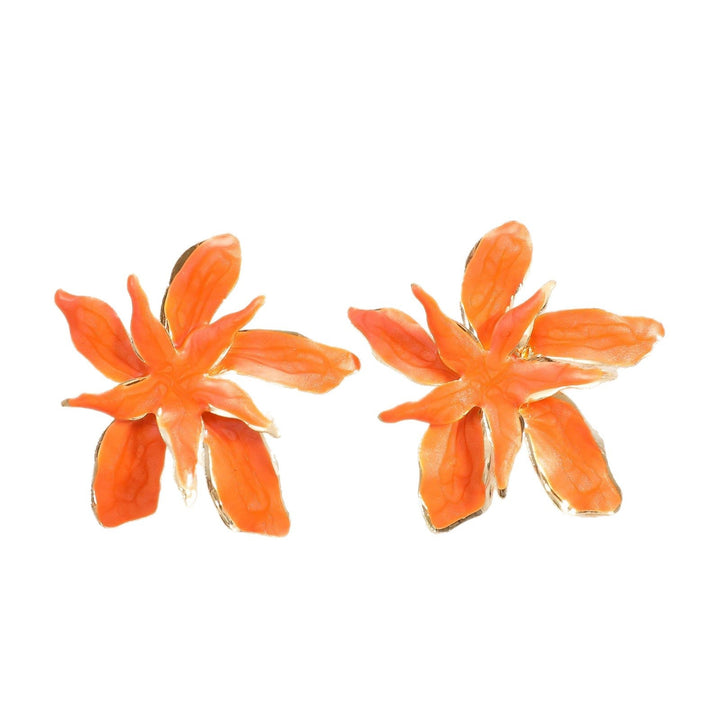 Women's earrings in artistic flower design Nin Boutique