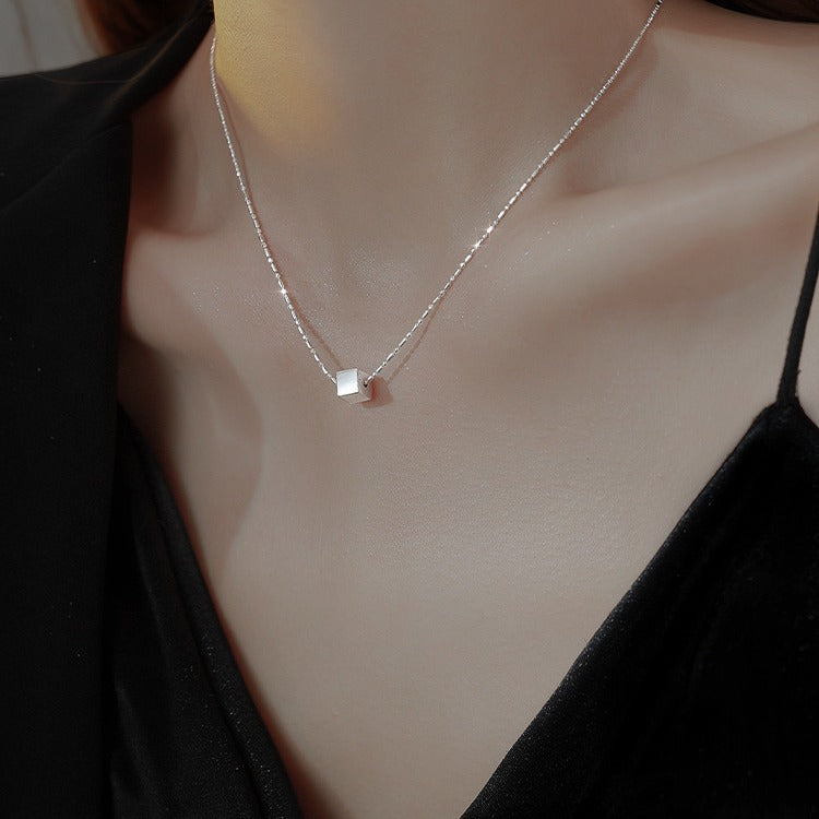 Women's necklace with modern, geometric cube pendant Nin Boutique
