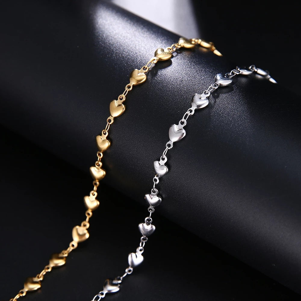 Women's ankle bracelet with heart-shaped pendants and high-quality design Nin Boutique