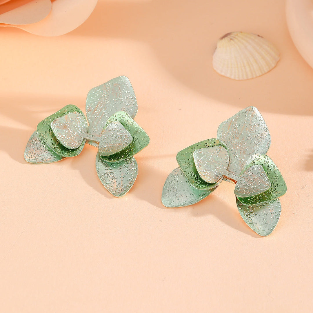 Ladies Earrings in Elegant Floral Design Nin Boutique