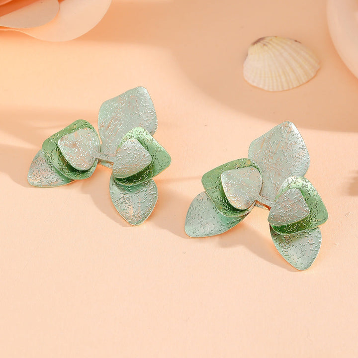 Ladies Earrings in Elegant Floral Design Nin Boutique