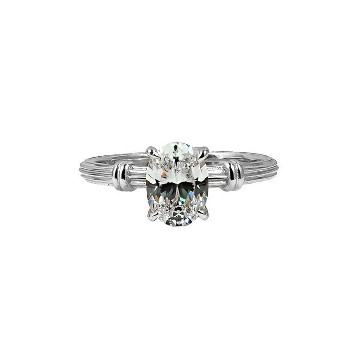 Ladies elegant ring with oval zircon Nin Boutique