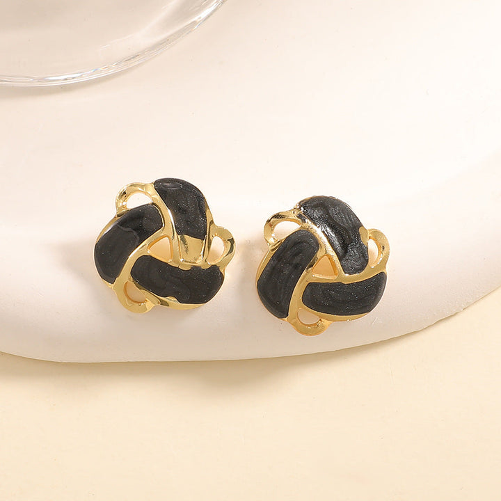Ladies earrings in elegant shell design Nin Boutique 1784077119