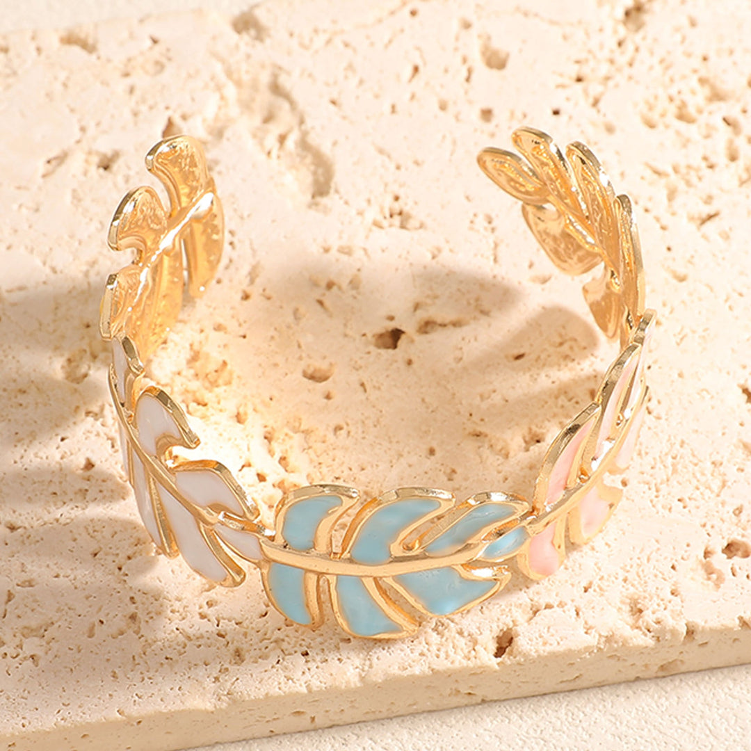 Women Open Bangle in Elegant Leaf Design Nin Boutique