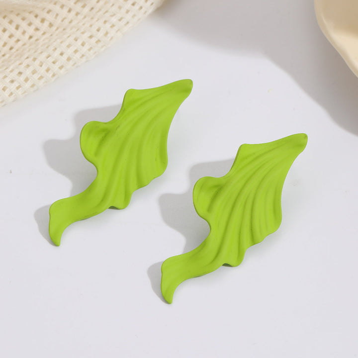Women’s Earrings with Elegant Wave Pattern Nin Boutique